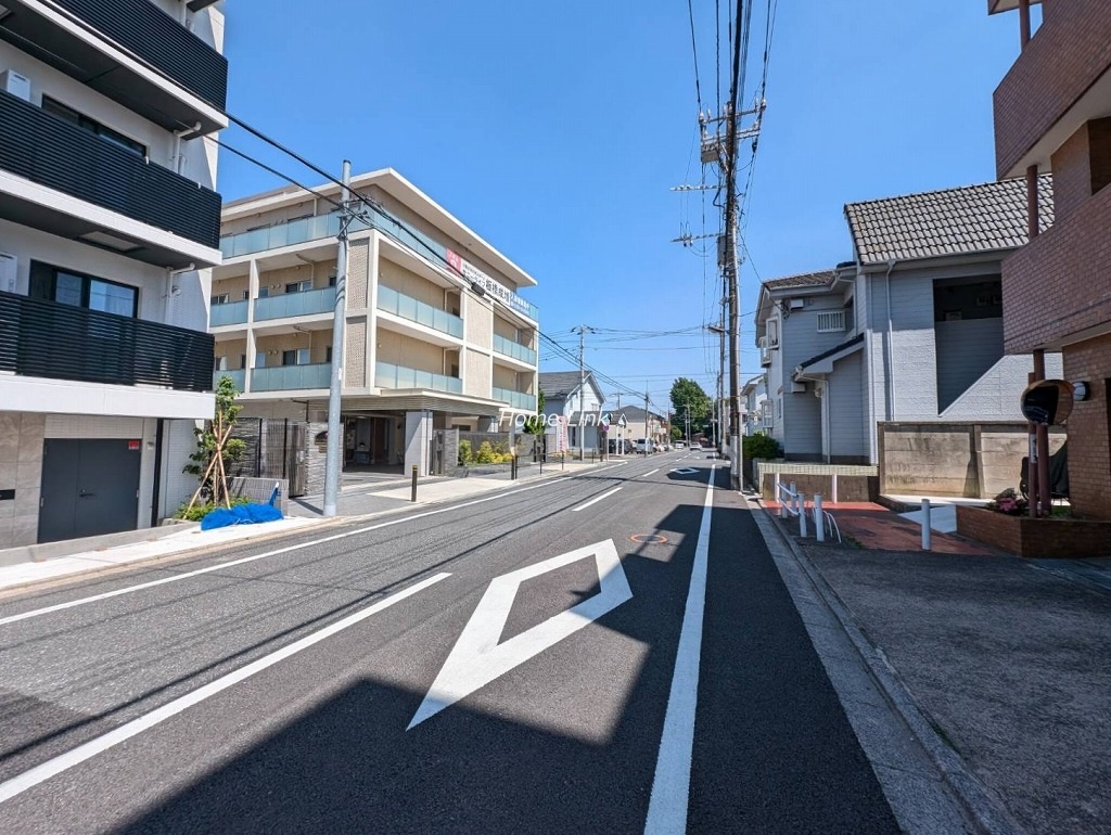 キャニオンビュー成増　前面道路